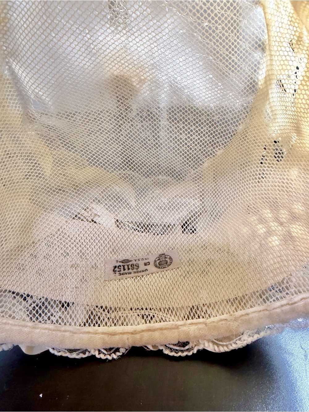 Vintage Ivory Lace Cloche Hat w/ Pearls & Iridescent Beaded Veil - Picture 6 of 6